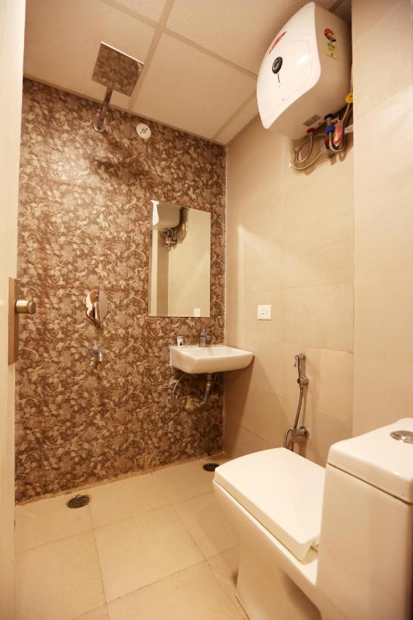 Hotel Ark Suites At Airport Neu-Delhi Exterior foto