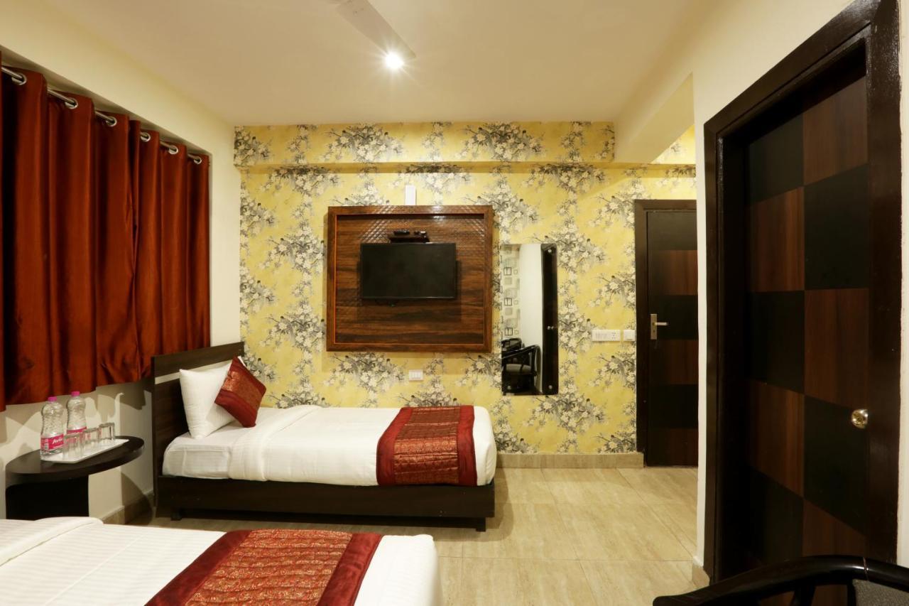 Hotel Ark Suites At Airport Neu-Delhi Exterior foto